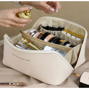 Cosmetic Travel Bag Toiletry Cream Makeup Organizer Water Resistant  11 x 9